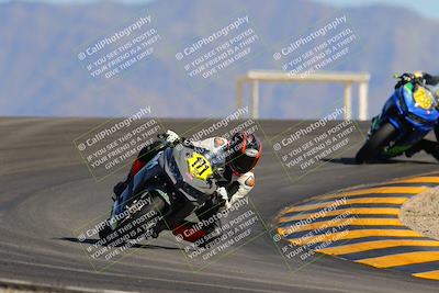 media/Oct-29-2022-CVMA (Sat) [[14c0aa3b66]]/Race 4 500 Supersport-350 Supersport/